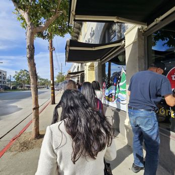 Salted Butter - very long line - Desserts Near Me - Pasadena, California Salted Butter - very long line - Desserts Near Me - Pasadena, California