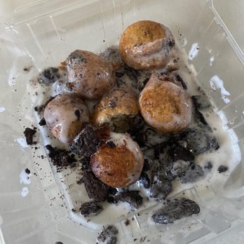 Enchanted By Aloha - Dessert! Little fried donut holes topped with crushed Oreos and cream. On the house!! - Food Trucks Near Me Enchanted By Aloha - Dessert! Little fried donut holes topped with crushed Oreos and cream. On the house!! - Food Trucks Near Me