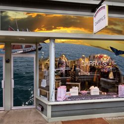 Darryl's - Warm luscious to the point
