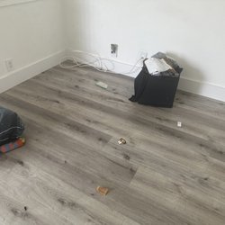 Mustang Moving - A box just left