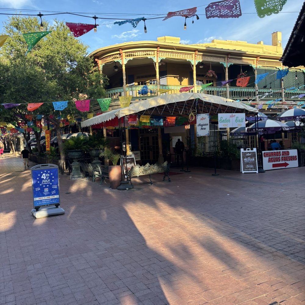 Exterior Exterior