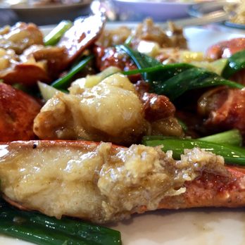 New Yee Li - Lobster ginger scallions - Seafood Near Me - Brooklyn, New York New Yee Li - Lobster ginger scallions - Seafood Near Me - Brooklyn, New York