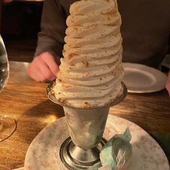 Ciccio Mio - Almond Cookie Gelato - Italian Near Me - Chicago, Illinois