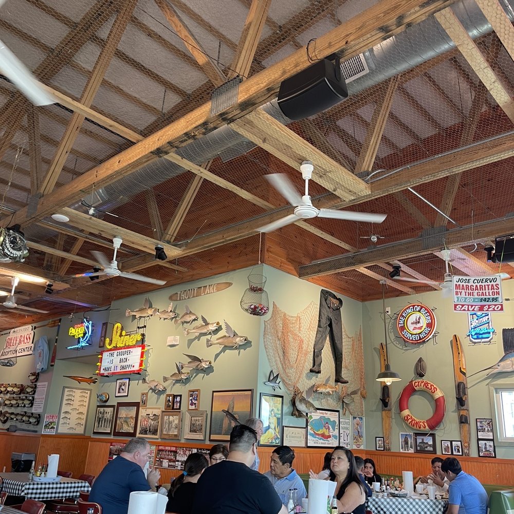 Flying Fish - Inside - Seafood Near Me - Coppell, Texas