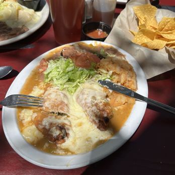 El Patio De Albuquerque - Chili Rellano! Amazing Food! Great staff. Absolutely Fabulous! - New Mexican Cuisine Near Me - Albuquerque, New Mexico