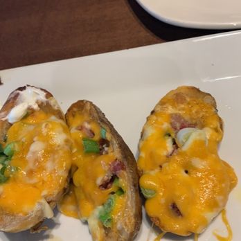 Muggn'z Family Restaurant - Potato skins - Canadian (New) Near Me - Edmonton, Alberta