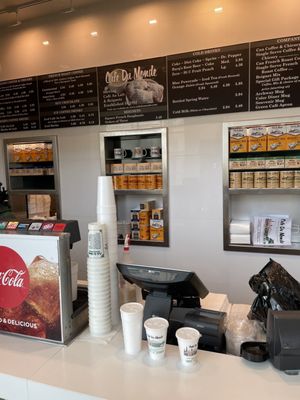 Cafe Du Monde by null