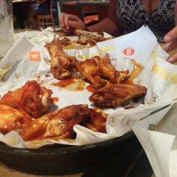 Buffalo Wild Wings - Chicken Wings Near Me - McHenry, Illinois