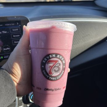 7 Brew Coffee - Blue Pom - Coffee & Tea Near Me - Florissant, Missouri