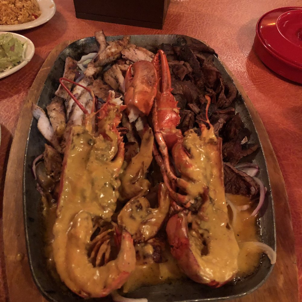 El Paso Cafe - Plato macho - Mexican Near Me - Arlington, Virginia El Paso Cafe - Plato macho - Mexican Near Me - Arlington, Virginia