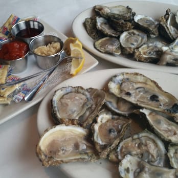 Coastal Kitchen - Raw oysters from who knows where... - Seafood Near Me - Saint Simons Island, Georgia