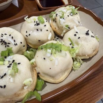 Dumpling U - Pork B1.Pan Fried Pork Buns(6) - Chinese Near Me - Fresno, California