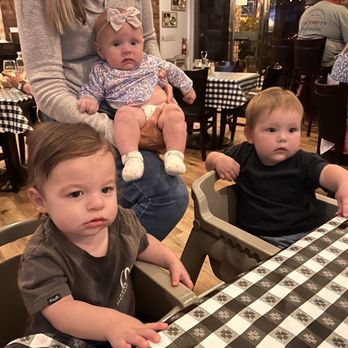 Fratellos Italian Kitchen + Bar - Table dining - Italian Near Me - San Clemente, California Fratellos Italian Kitchen + Bar - Table dining - Italian Near Me - San Clemente, California
