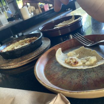 Salum - Queso and limp tortillas for almost $20. BS. Stuck on-site. Get groceries off site. I make better queso. - Mexican Near Me - Cancún, ROO
