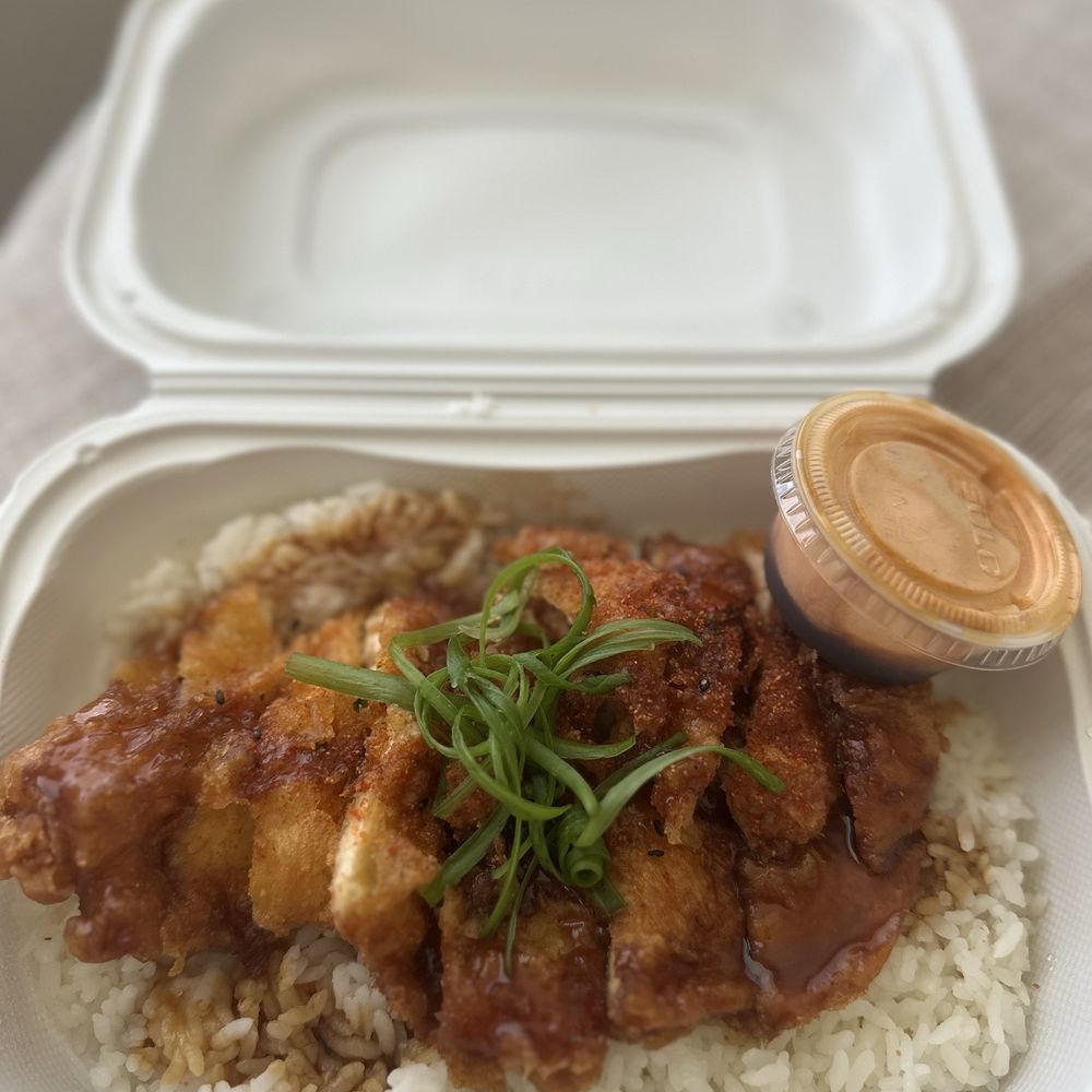 Namikaze - Spicy Crispy Chicken Rice Bowl - Sushi Bars Near Me - Fresno, California Namikaze - Spicy Crispy Chicken Rice Bowl - Sushi Bars Near Me - Fresno, California