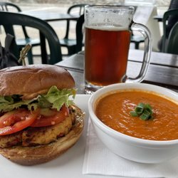 Muddy Waters Cafe - Steelhead and crab burger with tomato basil soup and an amber ale.