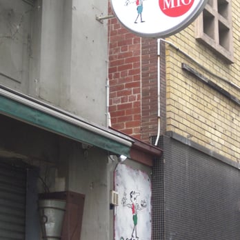 Waiters Restaurant - Italian Near Me - Melbourne, VIC
