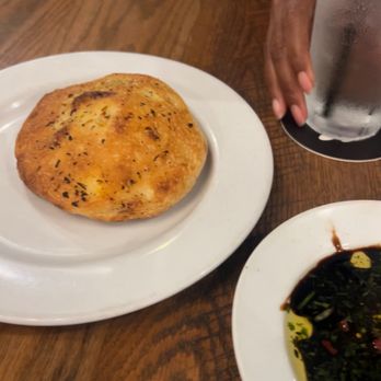 Mia Bella Trattoria - Focciaca bread - Italian Near Me - Houston, Texas