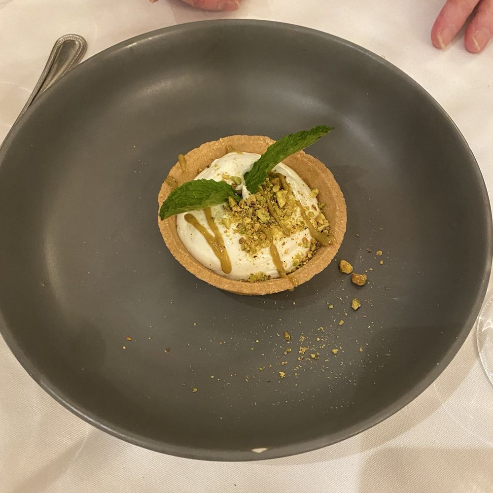 Kellari Taverna - Lemon yogurt tart - Greek Near Me - New York, New York Kellari Taverna - Lemon yogurt tart - Greek Near Me - New York, New York