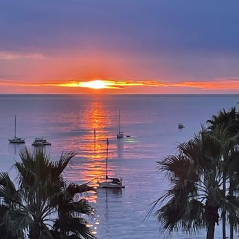 Catalina Dream Vacations - Vacation Rentals Near Me - Avalon, California Catalina Dream Vacations - Vacation Rentals Near Me - Avalon, California