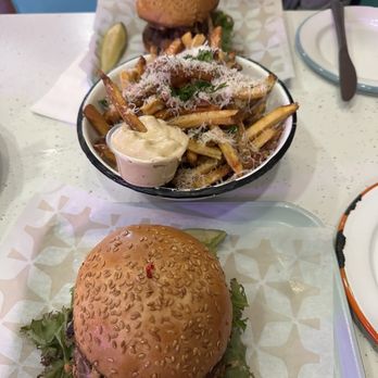 Cook's Burger Bar - Burgers Near Me - Williamsburg, Virginia Cook's Burger Bar - Burgers Near Me - Williamsburg, Virginia
