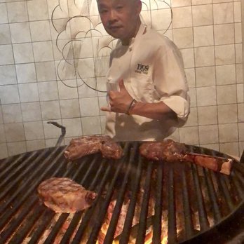 Hy's Steak House - Master chef grilling it up - Steakhouses Near Me - Honolulu, Hawaii Hy's Steak House - Master chef grilling it up - Steakhouses Near Me - Honolulu, Hawaii