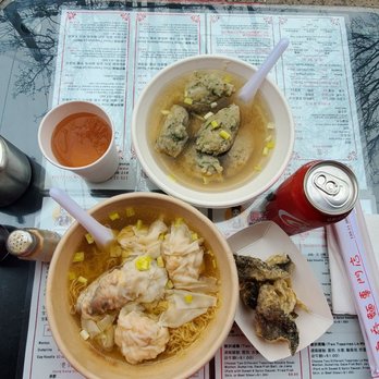 Maxi’s Noodle - Noodle soup with 3 toppings: dumplings, wontons and fried fish skin, also a side of dace fish balls - Cantonese Near Me - Flushing, New York Maxi’s Noodle - Noodle soup with 3 toppings: dumplings, wontons and fried fish skin, also a side of dace fish balls - Cantonese Near Me - Flushing, New York