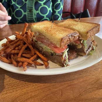 Cap City Fine Diner and Bar - Diners Near Me - Columbus, Ohio Cap City Fine Diner and Bar - Diners Near Me - Columbus, Ohio