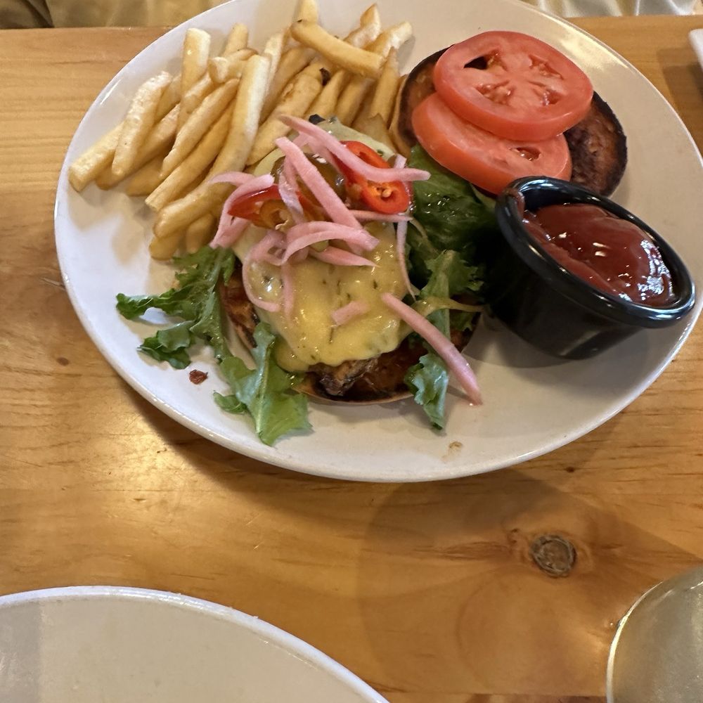 Blue Heron Restaurant - Grilled chicken sandwich - New American Near Me - Santa Fe, New Mexico Blue Heron Restaurant - Grilled chicken sandwich - New American Near Me - Santa Fe, New Mexico