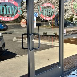 Vinnys Italian Grill - Vinny's entrance