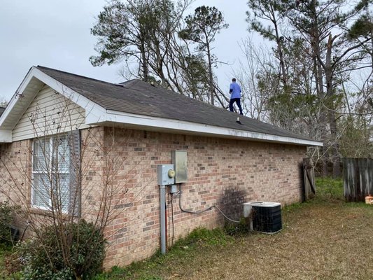 Burt Whitmire Construction Logo