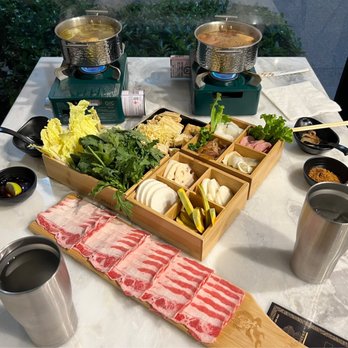 Honolulu Hotpot Hale - Food presentation - Hot Pot Near Me - Honolulu, Hawaii Honolulu Hotpot Hale - Food presentation - Hot Pot Near Me - Honolulu, Hawaii