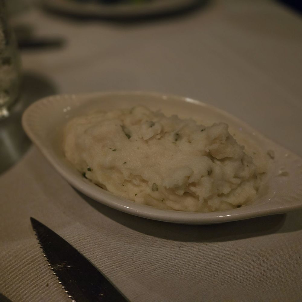Dal Rae Restaurant - Garlic mash potatoe 8/10 - Steakhouses Near Me - Pico Rivera, California