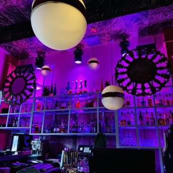 Calle Dragones - Beautiful bar - Cuban Near Me - Miami, Florida