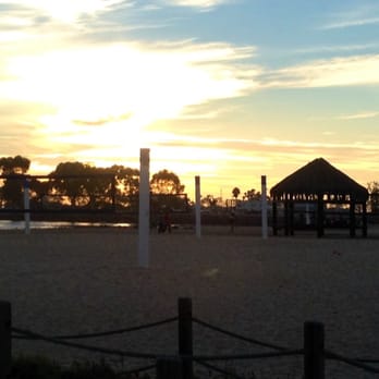 Doheny State Beach - Start of the trail by volleyball courts -- evening ride - Beaches Near Me - Dana Point, California Doheny State Beach - Start of the trail by volleyball courts -- evening ride - Beaches Near Me - Dana Point, California
