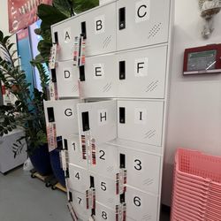 Nails Plus - Lockers where you have to put your bags up