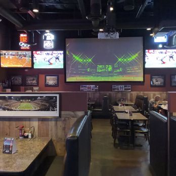 Tailgaters and IL Primo - Big Screen and Seating - Sports Bars Near Me - Cave Creek, Arizona Tailgaters and IL Primo - Big Screen and Seating - Sports Bars Near Me - Cave Creek, Arizona