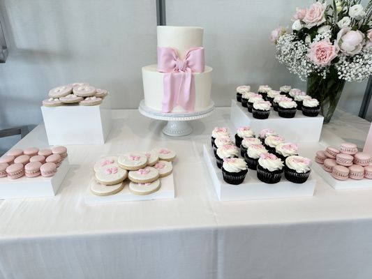 LoveLee Bakeshop by null