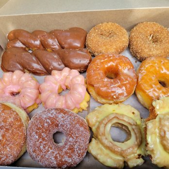 Friendly Donuts - Donuts Near Me - Orange, California Friendly Donuts - Donuts Near Me - Orange, California