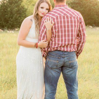 Still Meadows Wedding & Event Venue - Photo by Still Meadows staff - Venues & Event Spaces Near Me - Macomb, Oklahoma Still Meadows Wedding & Event Venue - Photo by Still Meadows staff - Venues & Event Spaces Near Me - Macomb, Oklahoma