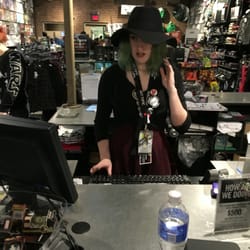 Hot Topic