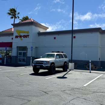 In-N-Out Burger - Burgers Near Me - Pinole, California In-N-Out Burger - Burgers Near Me - Pinole, California