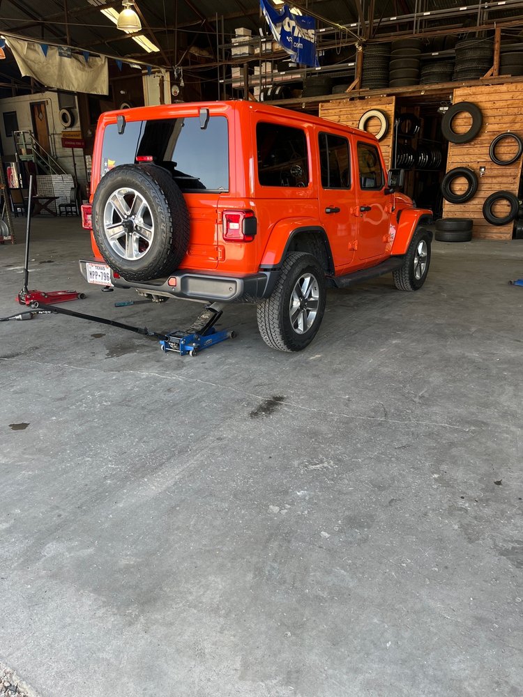 WILLIAMSON TIRE COMPANY Updated August 2024 14 Photos & 24 Reviews