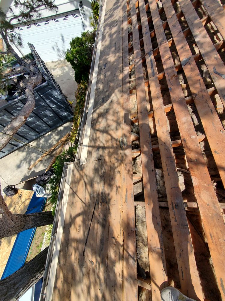 Slide of Zen Roofing