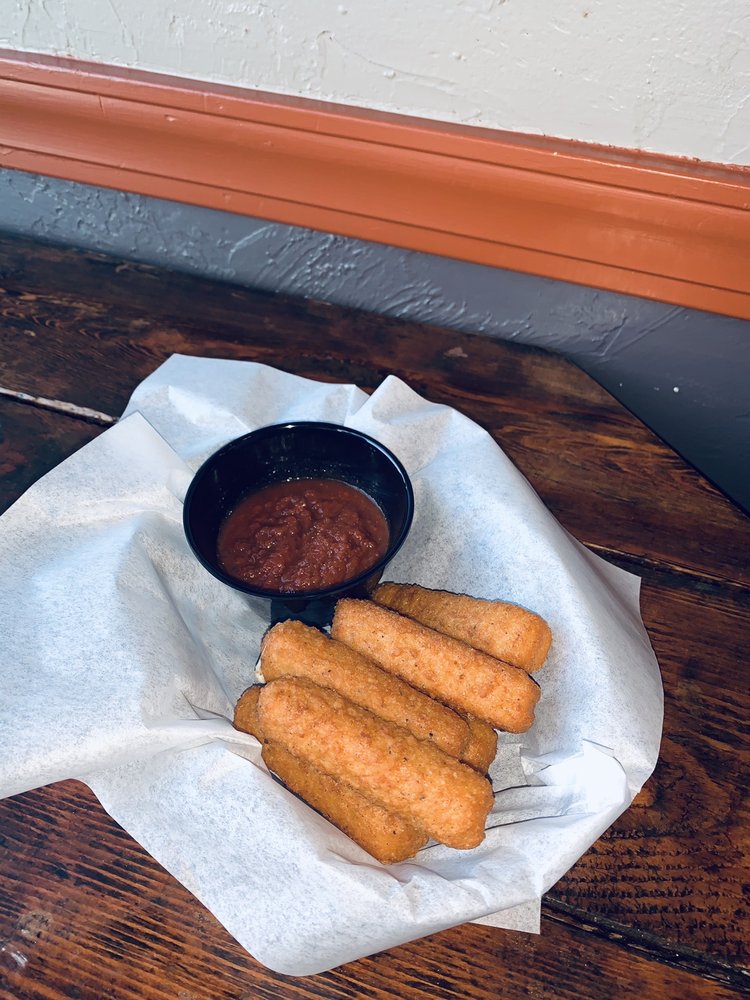 ZEPPES PIZZA & SUBS 33 Photos & 14 Reviews 215 Main St, Gooding, ID