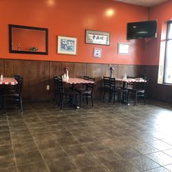 Maple Park China Town - Fast dining, only three tables