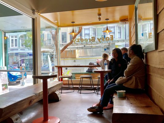 Easy Breezy Frozen Yogurt Noe Valley by null