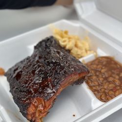Crittle’s Backyard BBQ - Baby back ribs