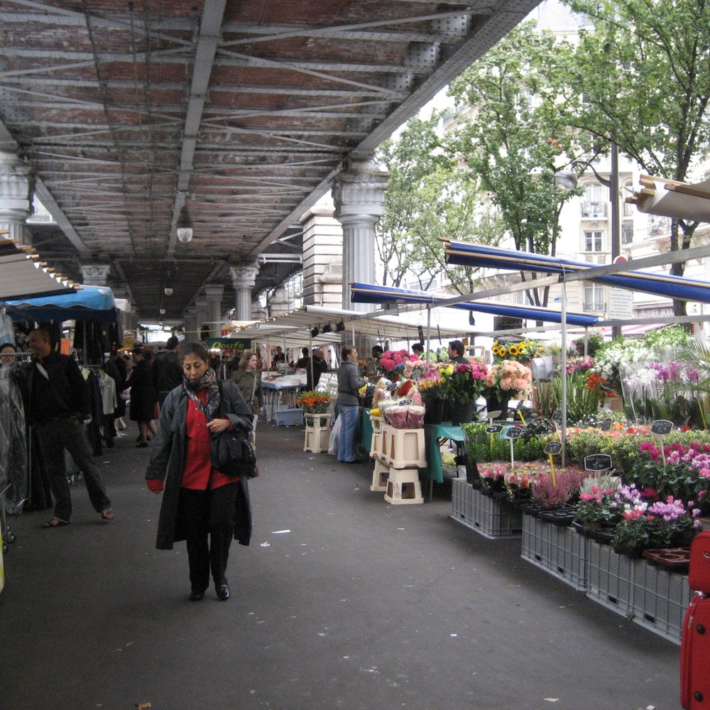 Marché de Grenelle - marche grenelle - Farmers Market Near Me - Paris, 75