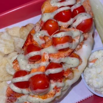 Magic Lobster Roll Co - Naples, Vanderbilt Shoppes - Sandwiches Near Me - Naples, Florida Magic Lobster Roll Co - Naples, Vanderbilt Shoppes - Sandwiches Near Me - Naples, Florida